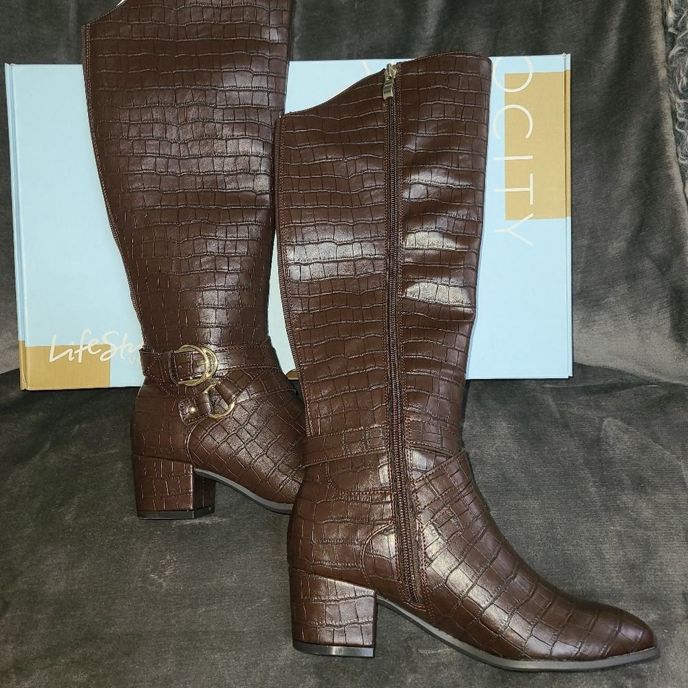 Lifestride High Shaft Boots NWT 6M